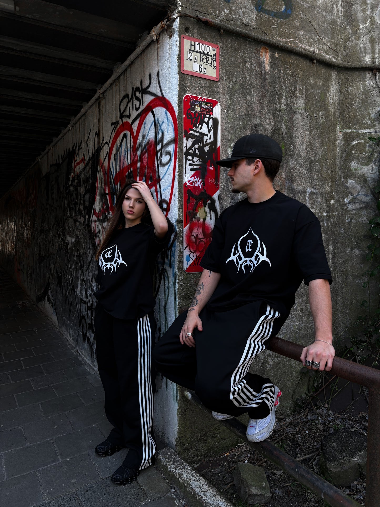 TRIBAL TEE
