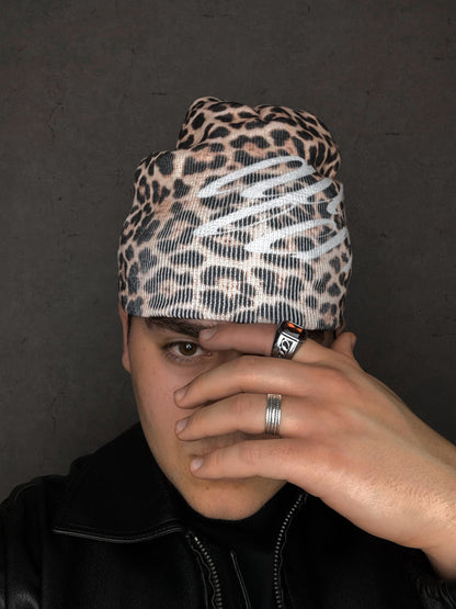 Æ LEOPARD BEANIE