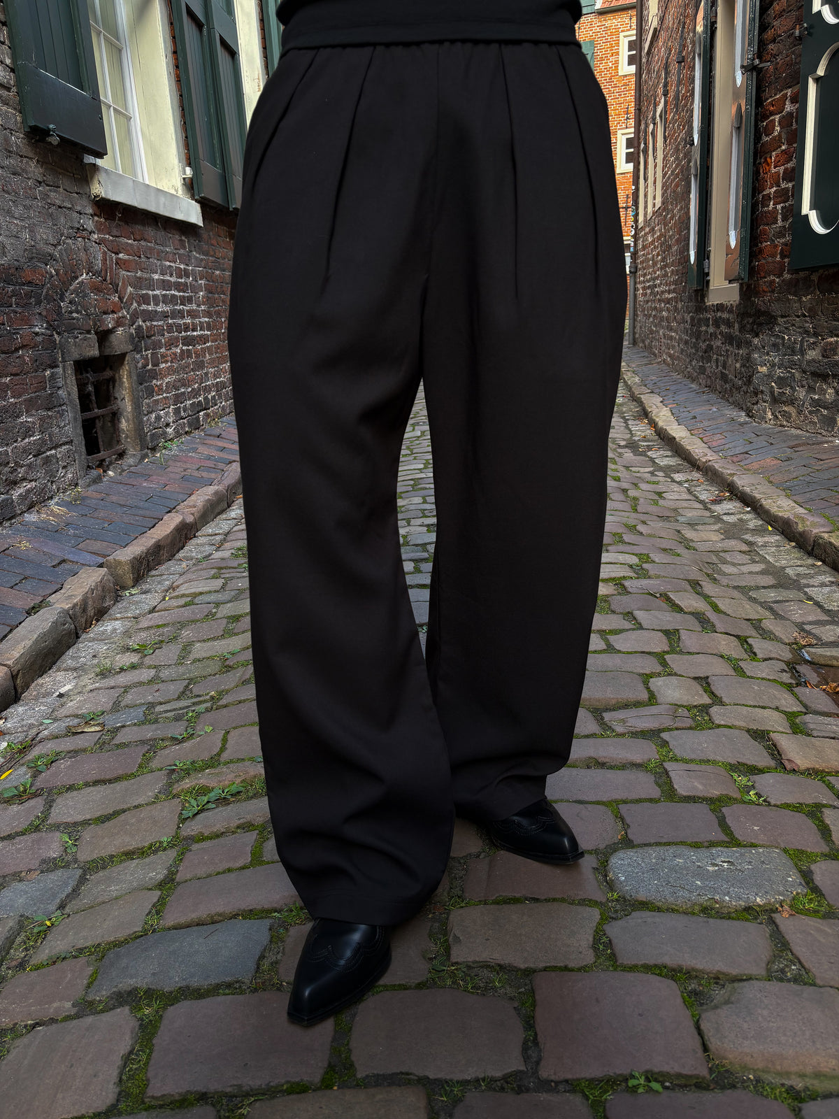PLEATED SUIT PANTS