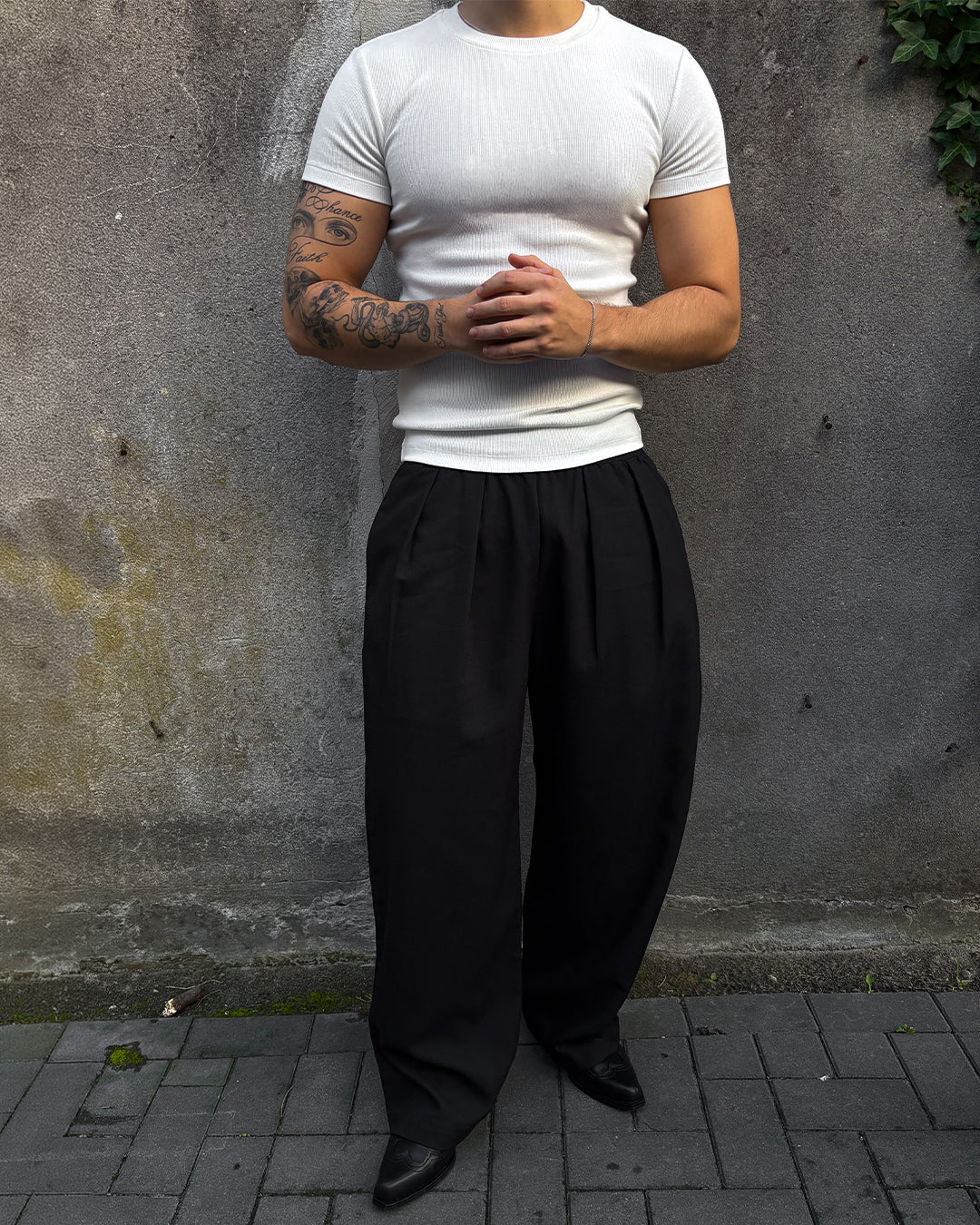 PLEATED SUIT PANTS