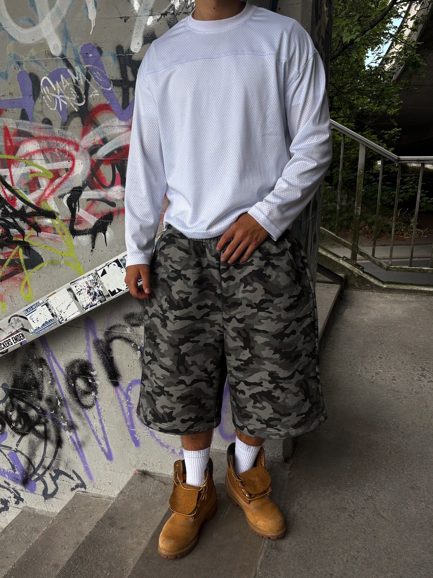 VINTAGE CAMO SHORTS